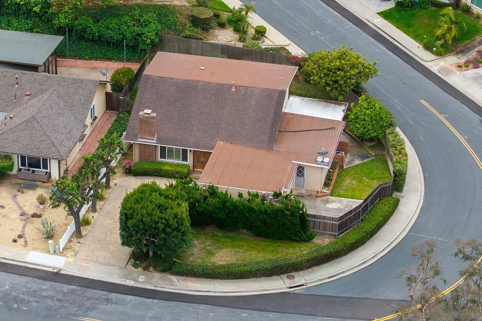 https://cdn.realtyfeed.com/cdn/127/260012720/c1ca95b5401601051920b542ba593e46.webp