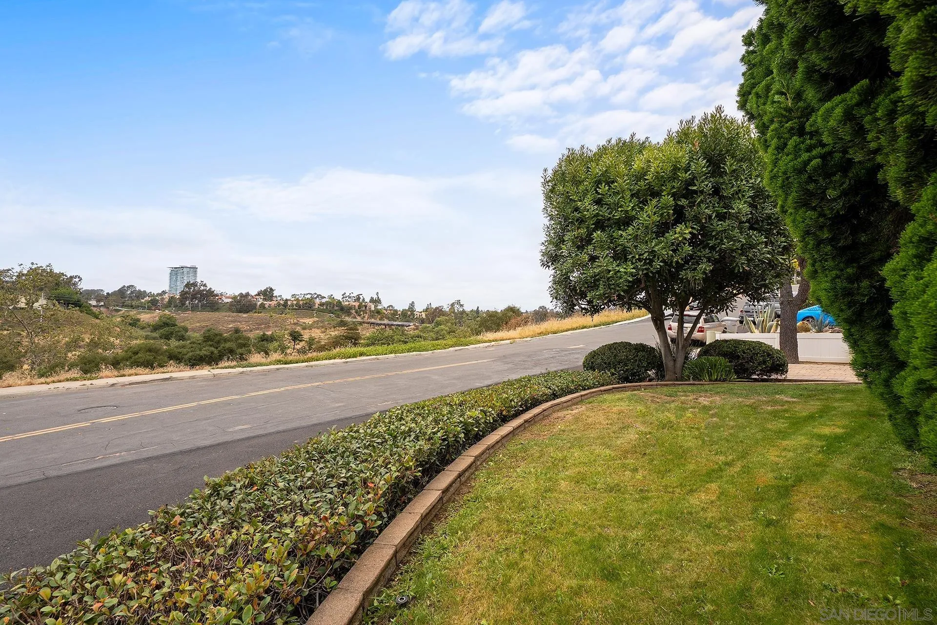 https://cdn.realtyfeed.com/cdn/127/260012720/c212848705dd00ae978dfa83f1b53d62.webp
