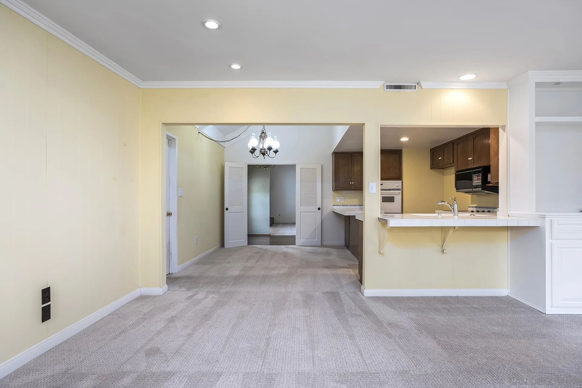 https://cdn.realtyfeed.com/cdn/127/260012720/e8ba8489dc78c6c668dff26dc24c78e9.webp