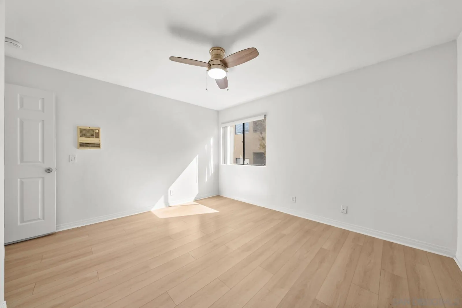 Photo #11: 260012721 Listing: Photo #11