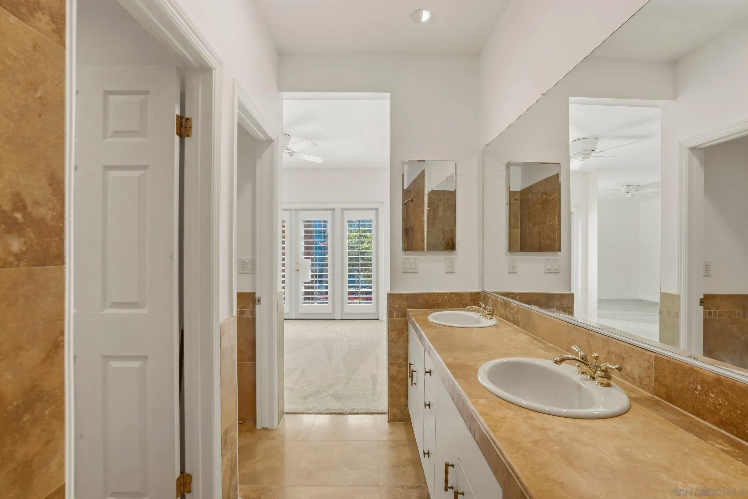 Photo #25: 260012722 Listing: Photo #25