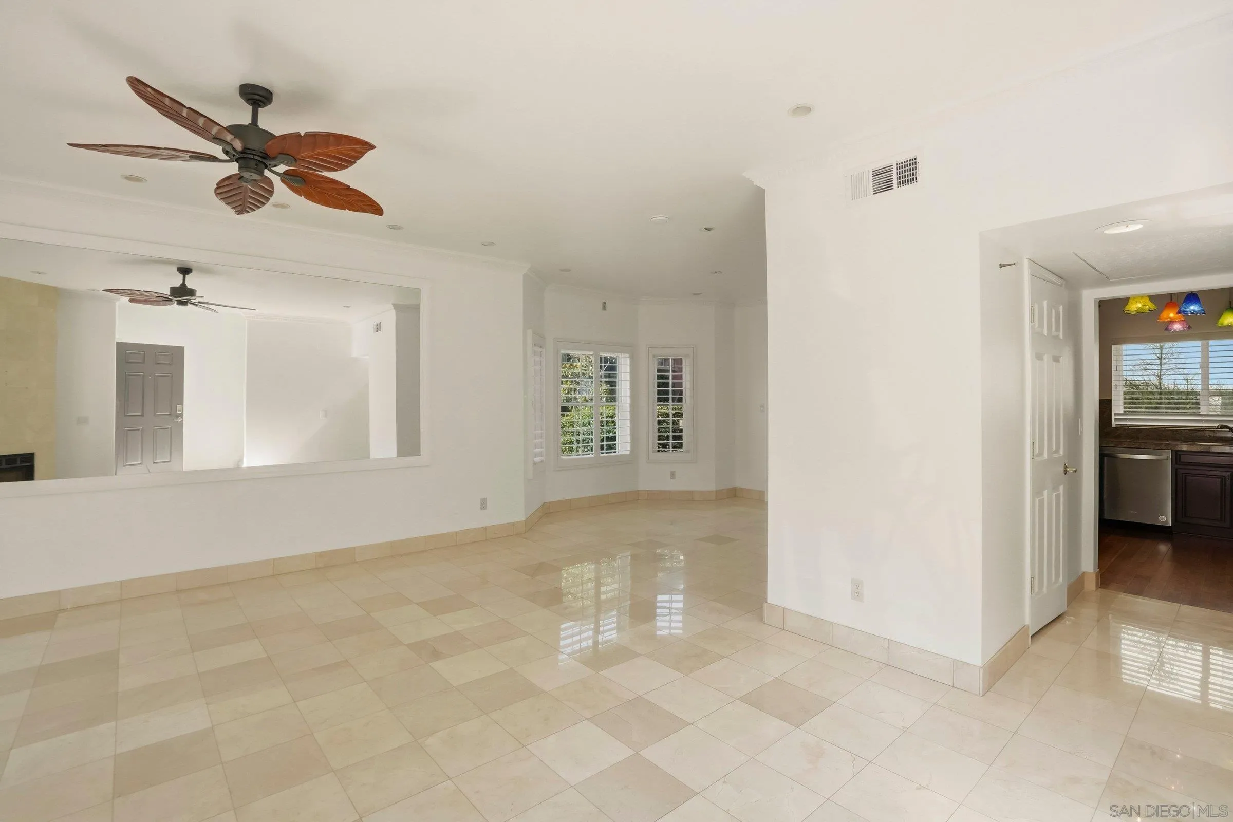 Photo #11: 260012722 Listing: Photo #11