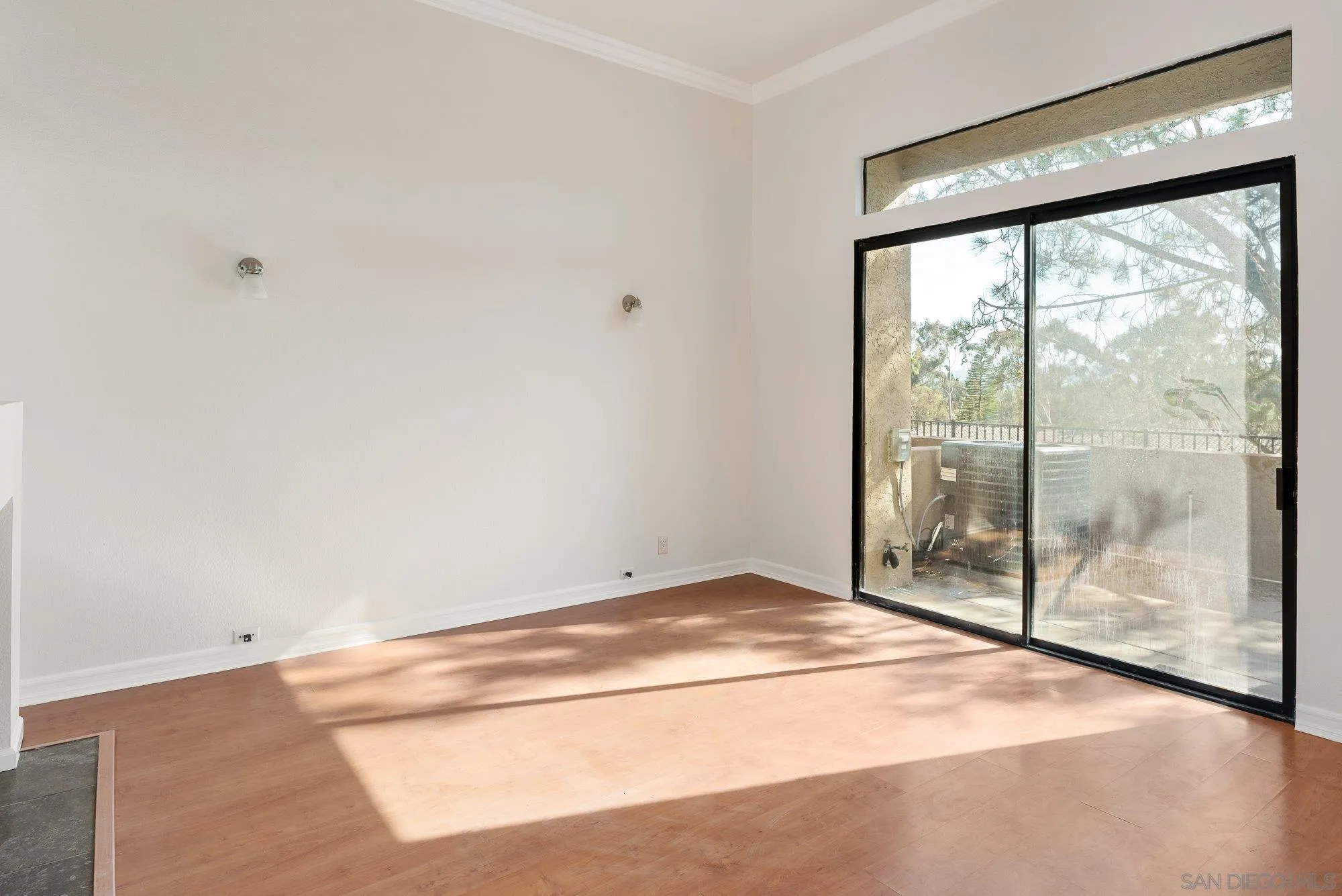 Photo #5: 260012723 Listing: Photo #5