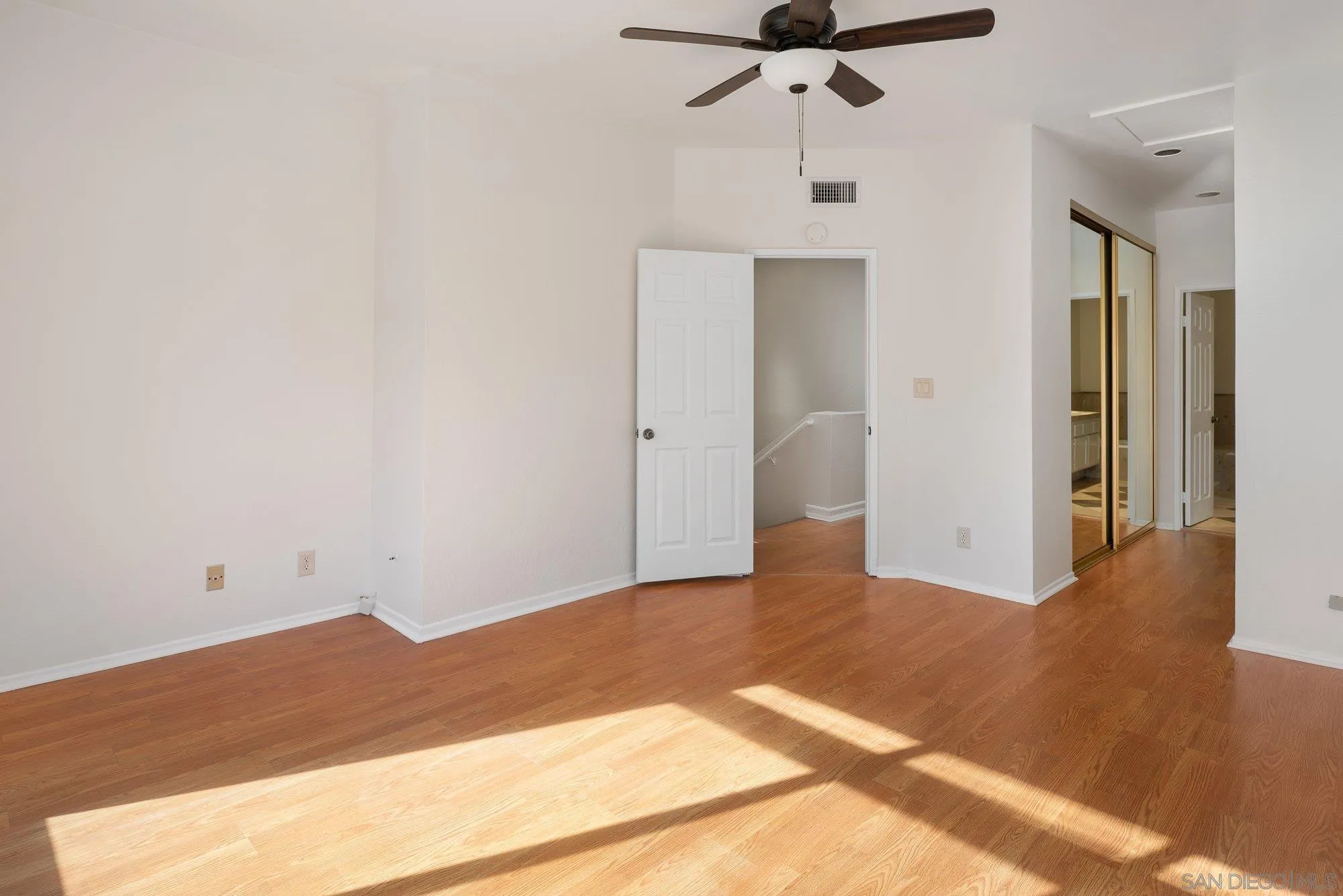 Photo #18: 260012723 Listing: Photo #18