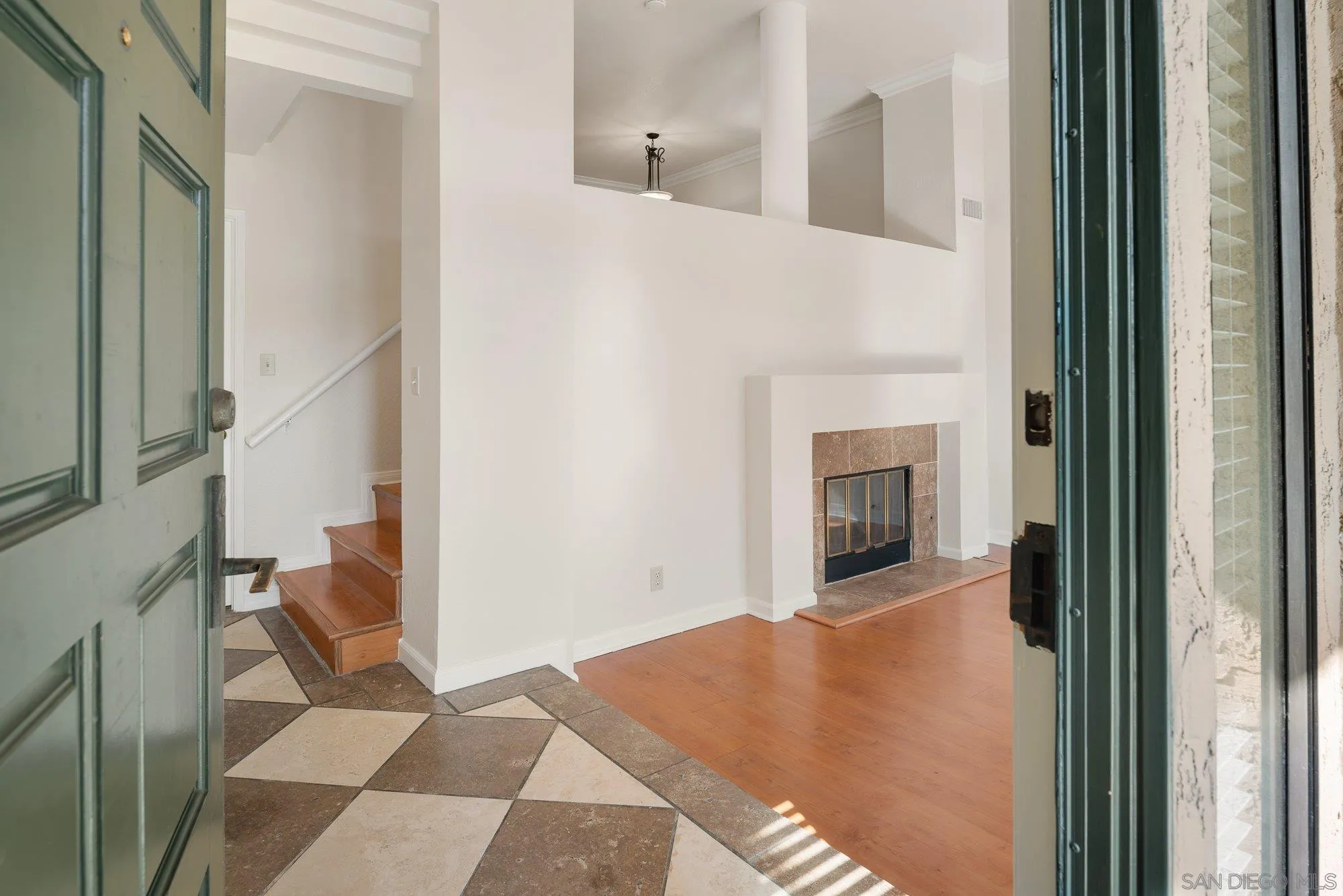 Photo #4: 260012723 Listing: Photo #4