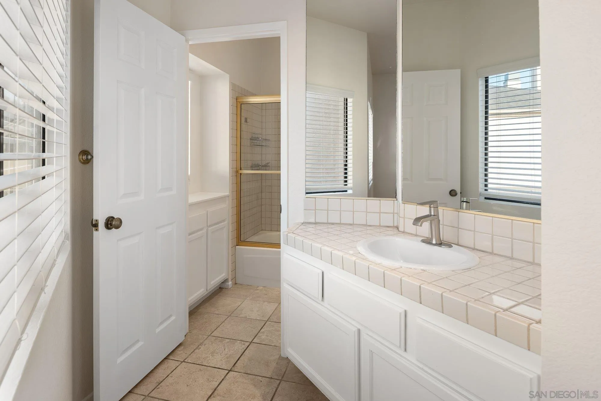 Photo #25: 260012723 Listing: Photo #25