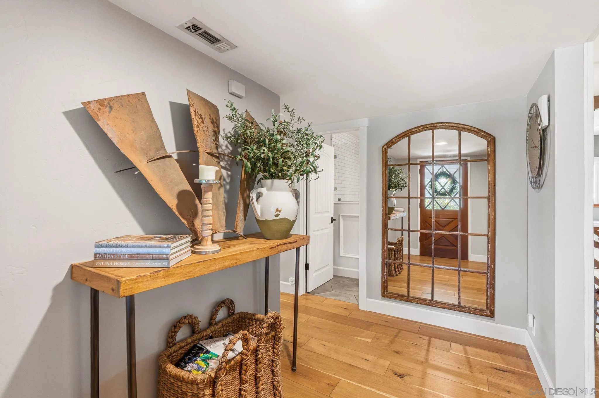 https://cdn.realtyfeed.com/cdn/127/260012724/13ec09a1bd7568d85fd13285df7e5ef5.webp
