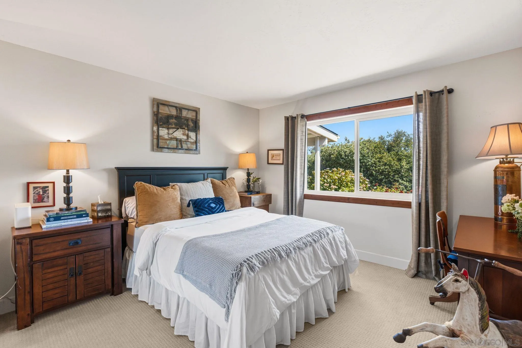 https://cdn.realtyfeed.com/cdn/127/260012724/3cd2f70a8fd70e63bee59a4bd55c662e.webp
