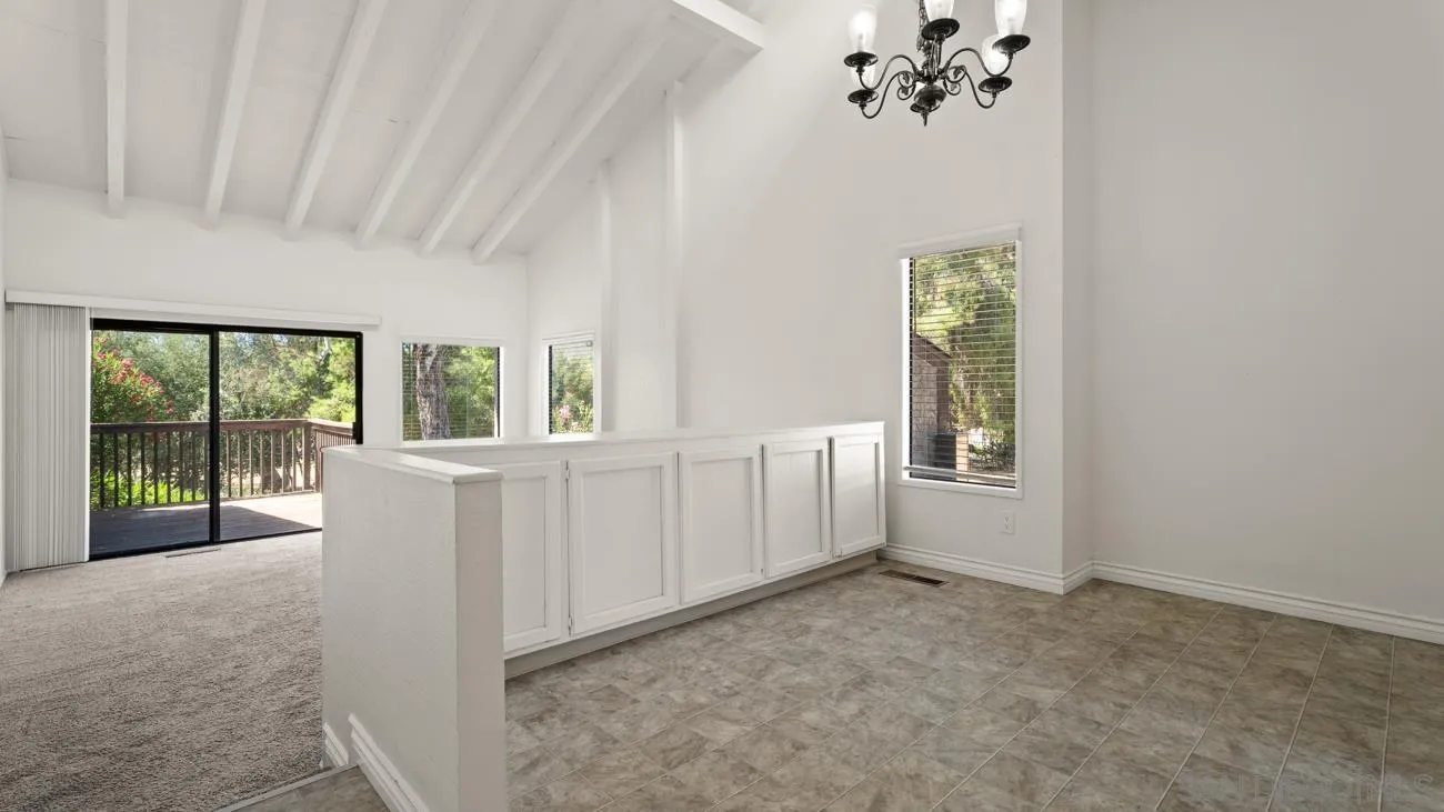 https://cdn.realtyfeed.com/cdn/127/260012725/0f8674bf43c8c43417ffc571e08e51de.webp