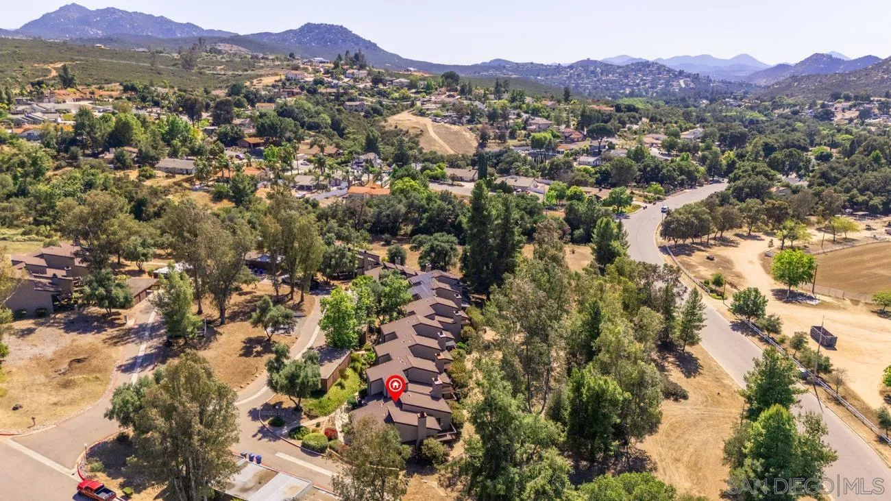 https://cdn.realtyfeed.com/cdn/127/260012725/1e34157bf1c0d1d4c218fc524b511221.webp