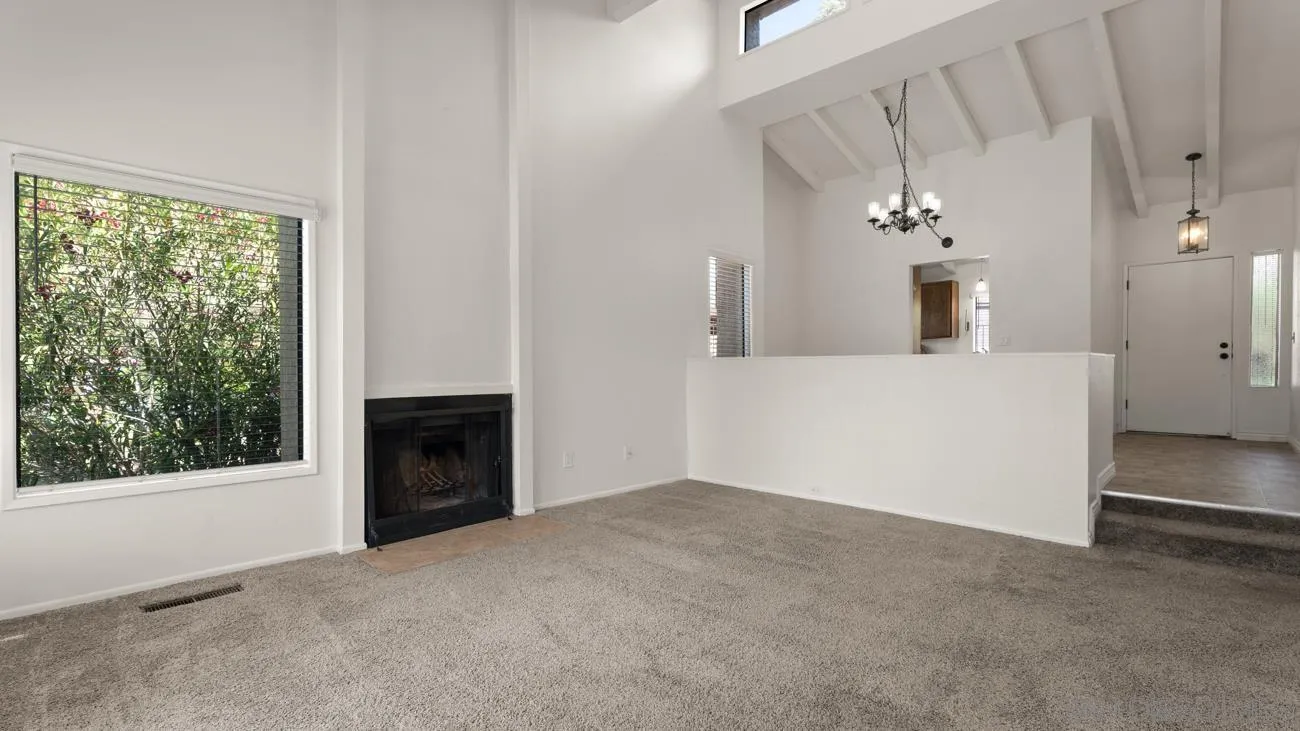 https://cdn.realtyfeed.com/cdn/127/260012725/4f3d91589defc62f59a4f143b885525d.webp