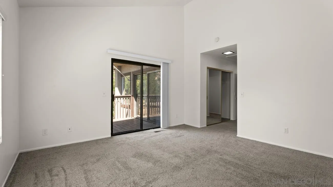 https://cdn.realtyfeed.com/cdn/127/260012725/9cb07101731cb232fc8ebd63833980d0.webp
