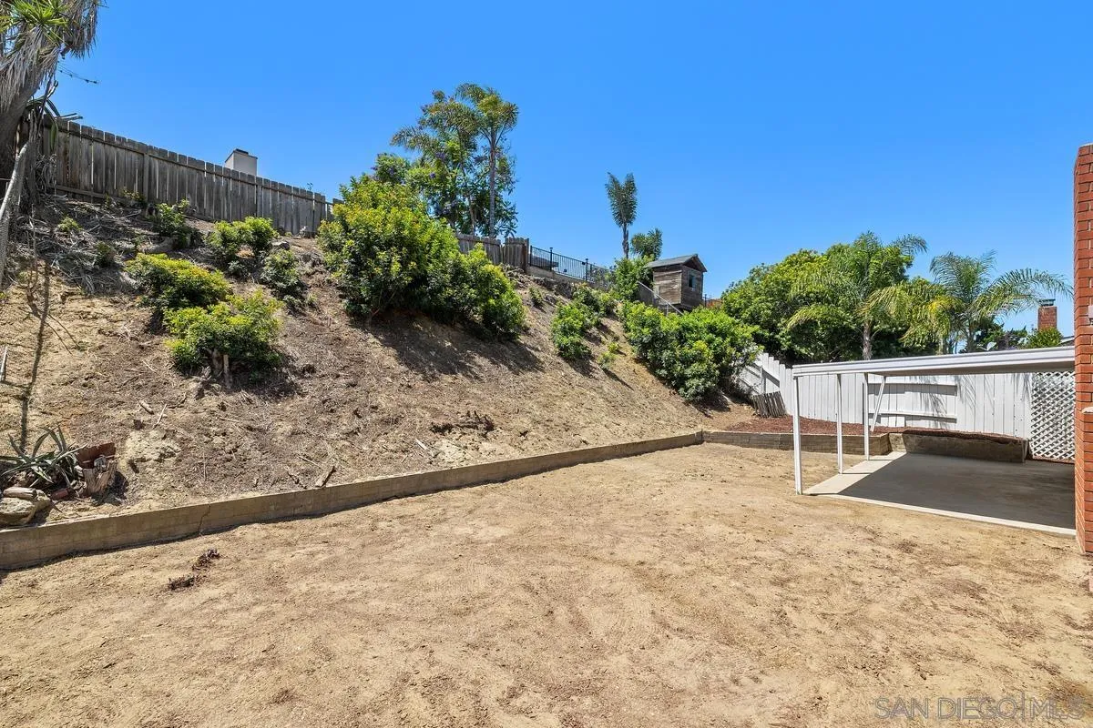 https://cdn.realtyfeed.com/cdn/127/260012726/41b67fe48f068b45b6255bbd0169d8f3.webp