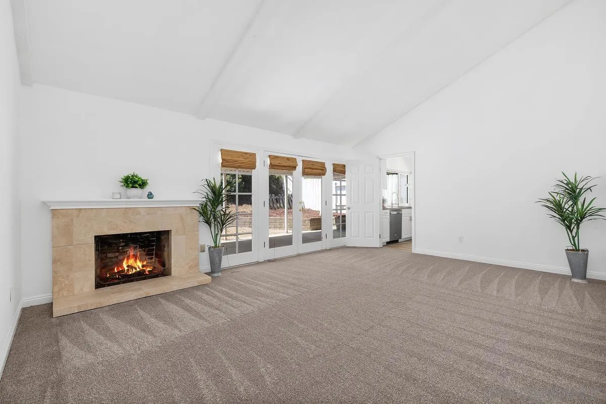 https://cdn.realtyfeed.com/cdn/127/260012726/6a870c0adeeeb5486c31fcefec43c11b.webp
