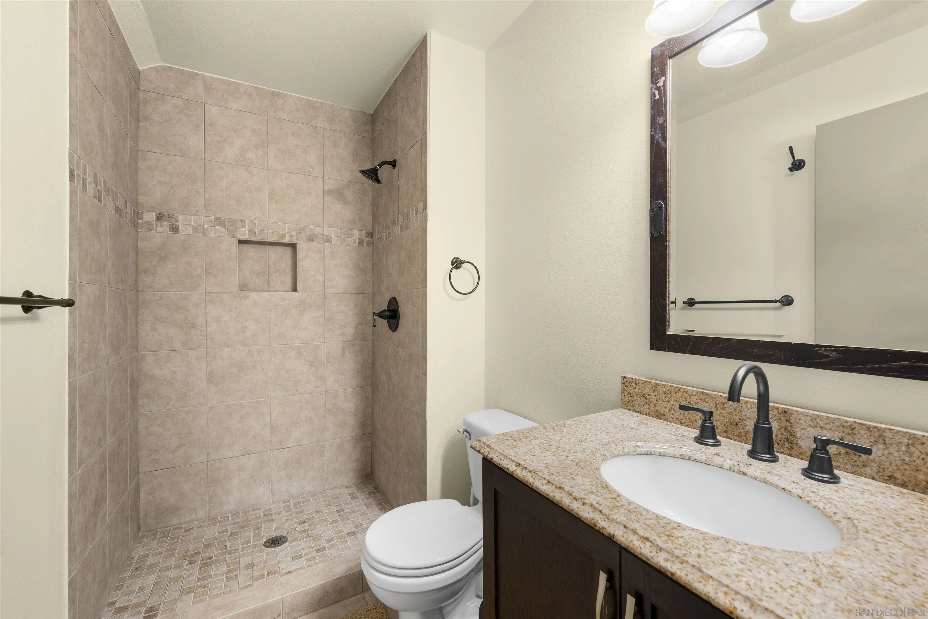 https://cdn.realtyfeed.com/cdn/127/260012728/0bcab32bbe631b438de04867316ff0ce.webp
