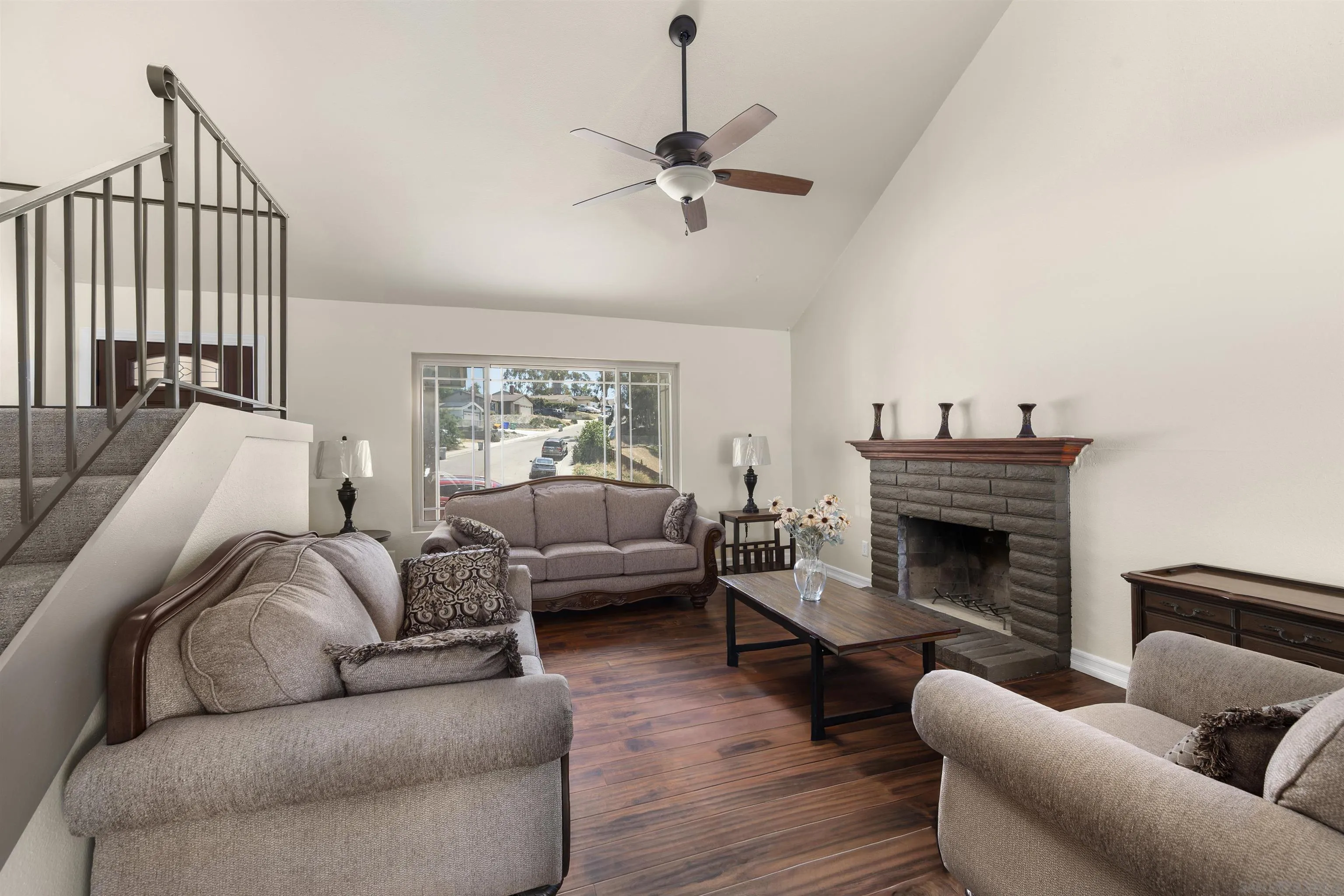 https://cdn.realtyfeed.com/cdn/127/260012728/9b53eb1ec0770b347e419ea21b8cc5a8.webp