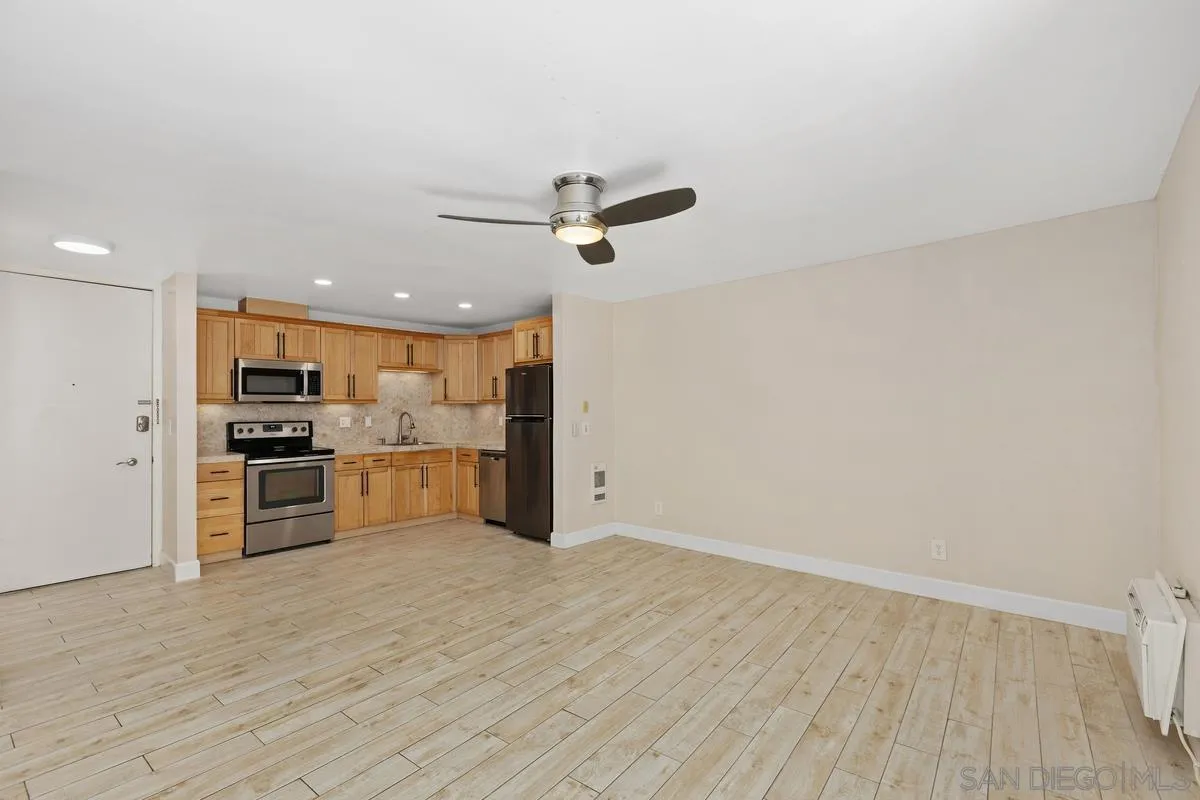 https://cdn.realtyfeed.com/cdn/127/260012732/4432a9e93f720b54f4c03bcf3ed358d7.webp