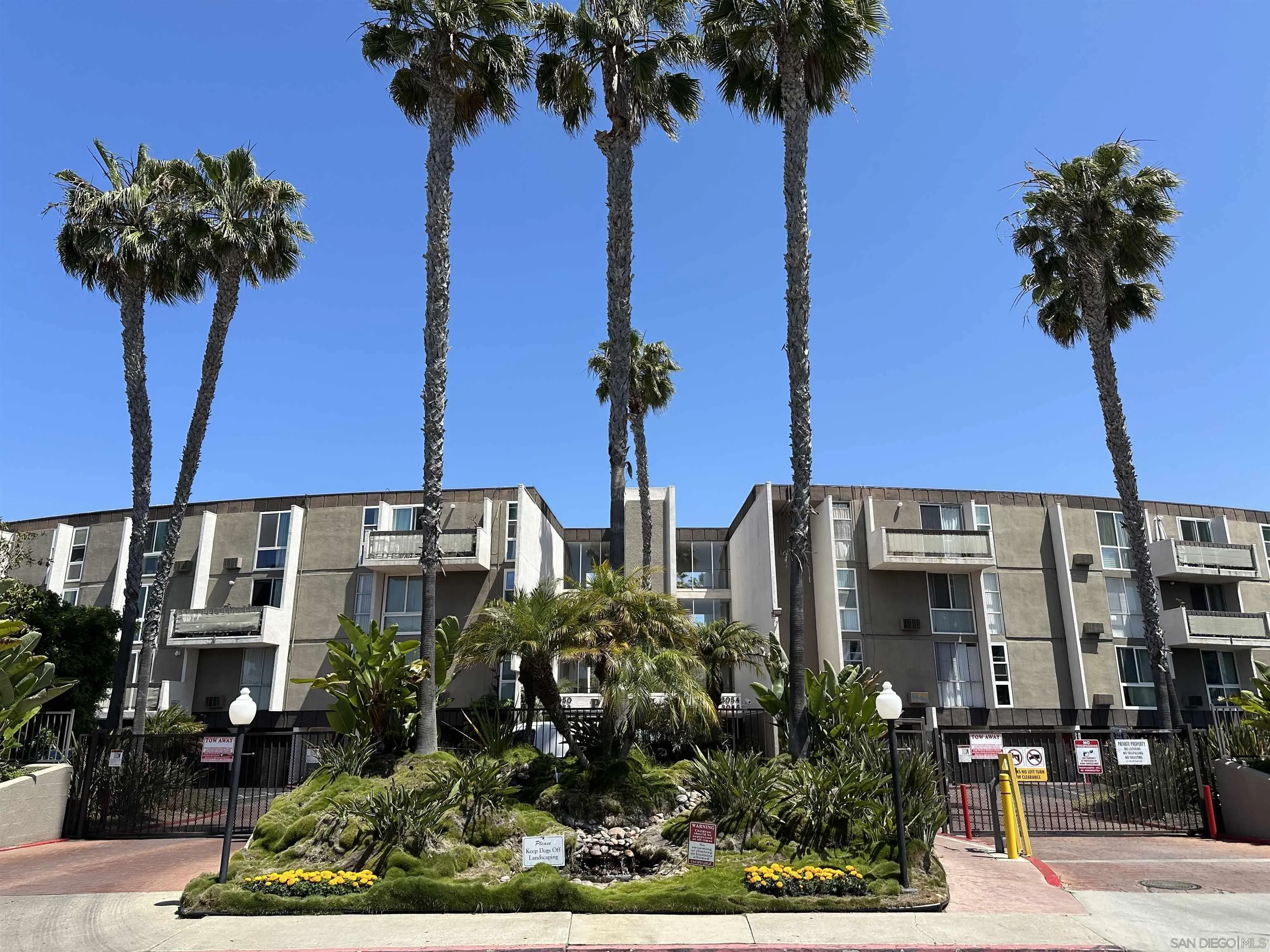 https://cdn.realtyfeed.com/cdn/127/260012732/730b1140379f863588e0b2a88f201069.webp