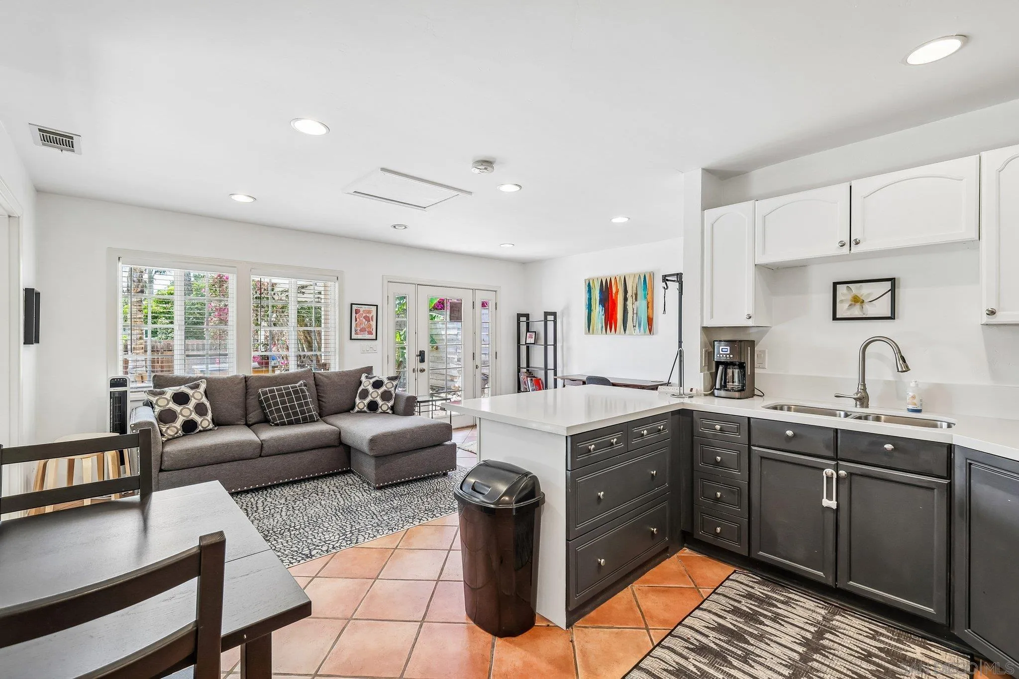 https://cdn.realtyfeed.com/cdn/127/260012733/3ce5eaa6c77efbe5355a5287de156ae2.webp