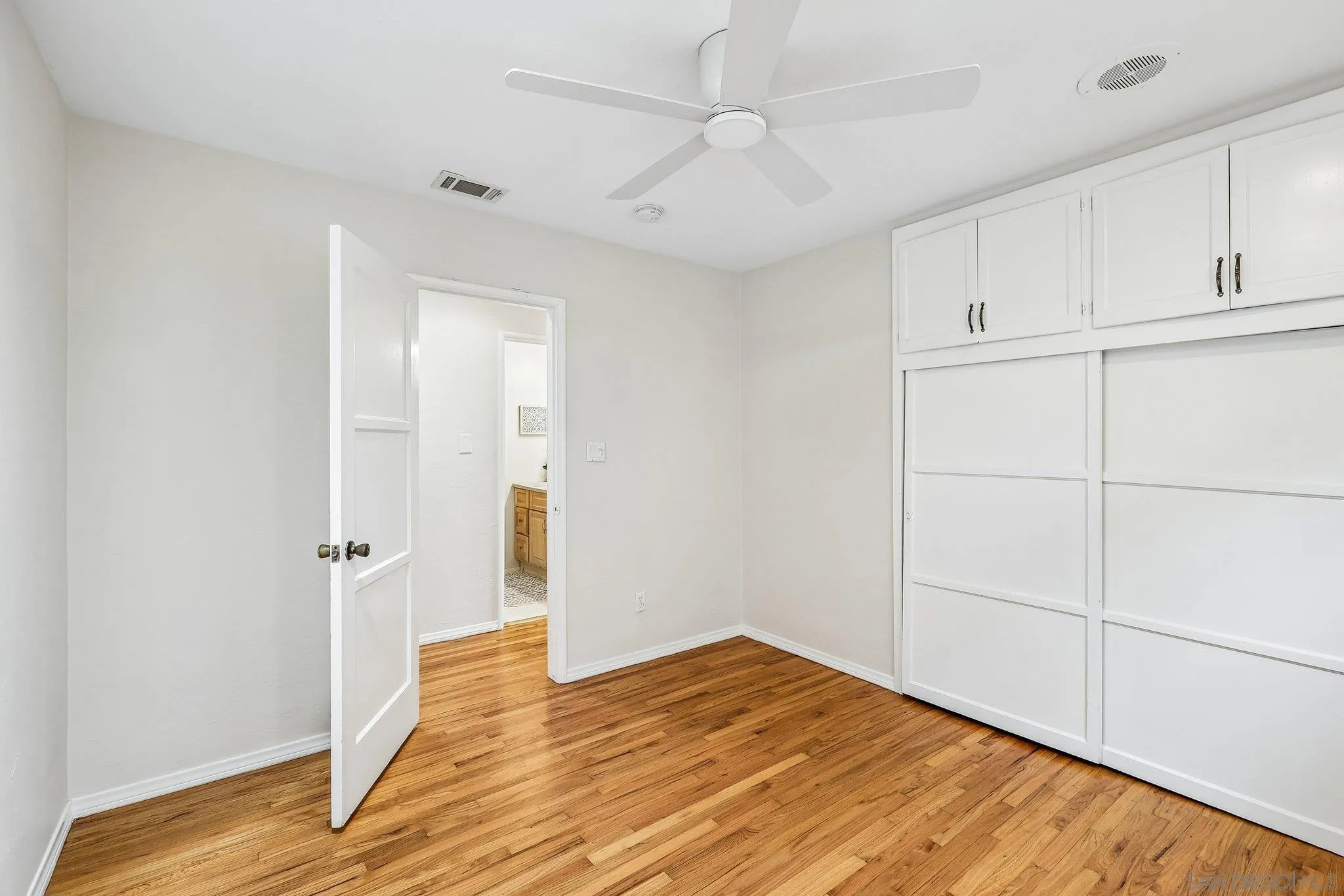 https://cdn.realtyfeed.com/cdn/127/260012733/6a69b9579fa8503ab10e9fdbd9304802.webp