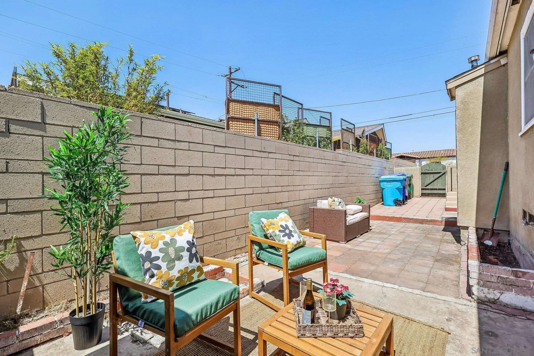 https://cdn.realtyfeed.com/cdn/127/260012733/8168a8f79094180b39457ab821e2e7e7.webp