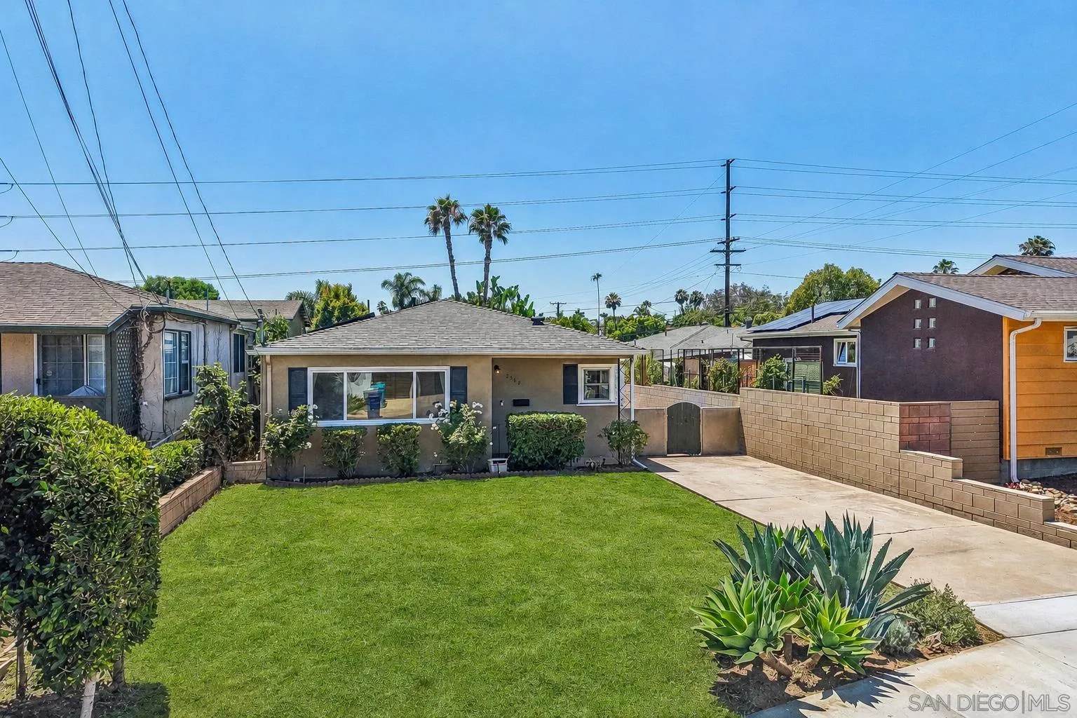 https://cdn.realtyfeed.com/cdn/127/260012733/fc549ec3fb075b3e633e4a64c9cfdaf6.webp