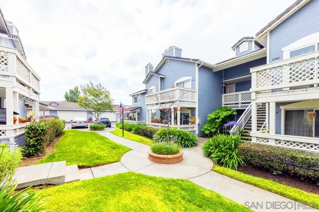 Photo #4: 260012735 Listing: Photo #4
