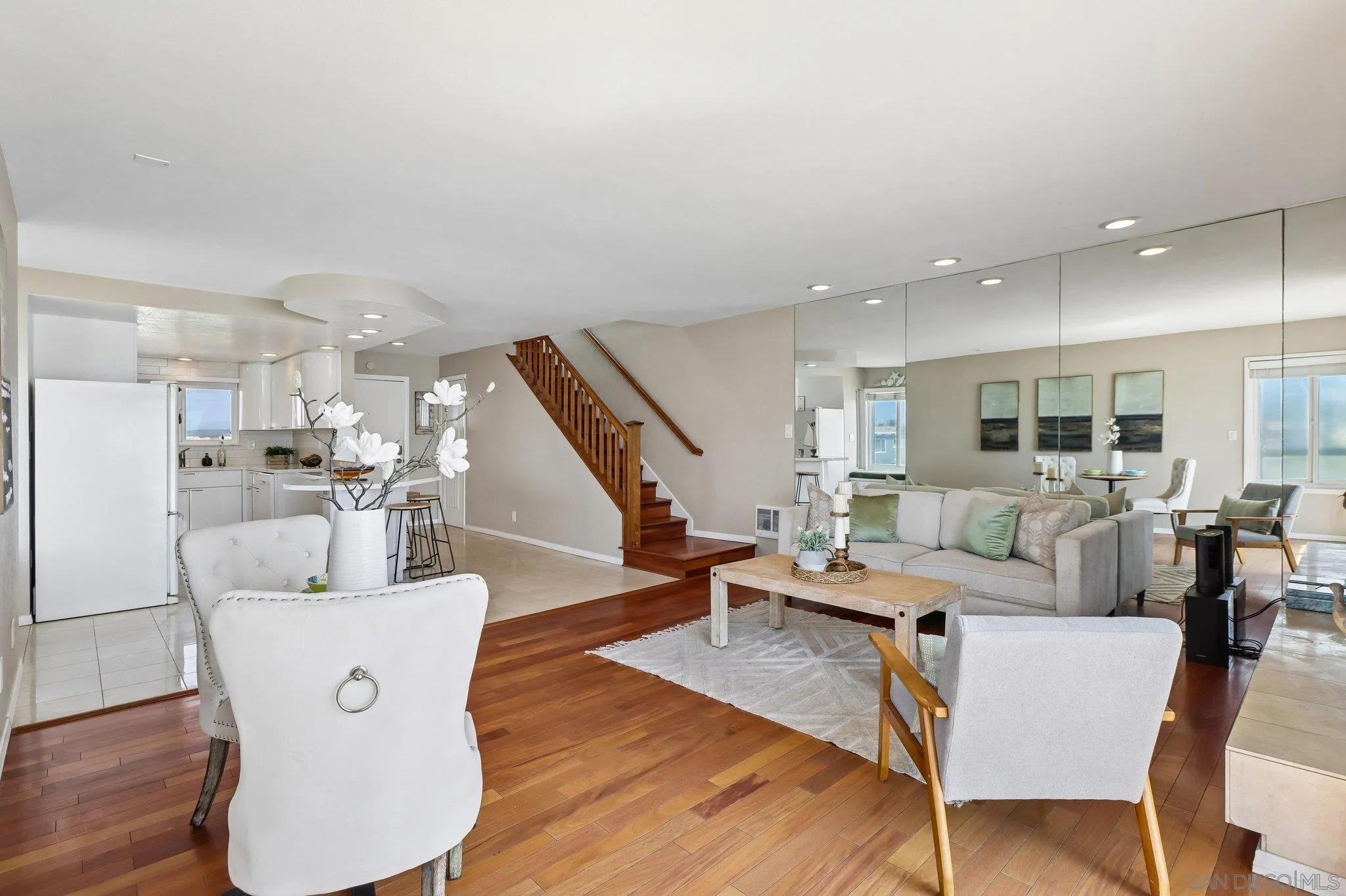 Photo #13: 260012736 Listing: Photo #13