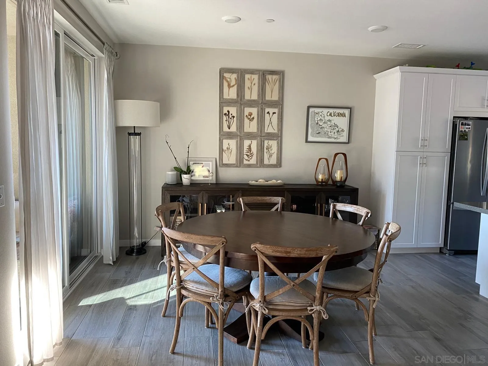 https://cdn.realtyfeed.com/cdn/127/260012742/3ebaec3d5a4962379854eeda01f98f66.webp