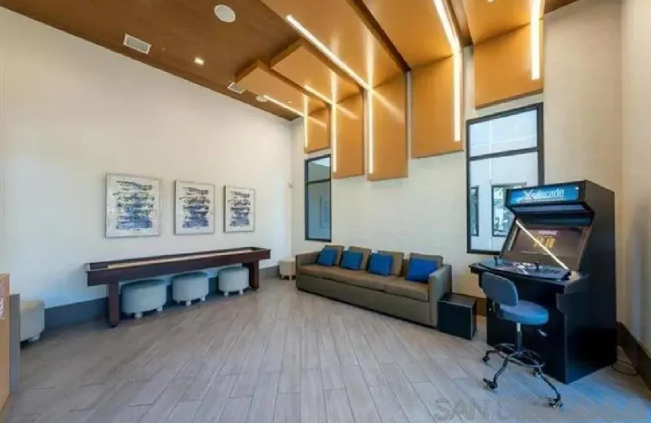 https://cdn.realtyfeed.com/cdn/127/260012742/609ff27cb2d895c70be2baa89577e456.webp