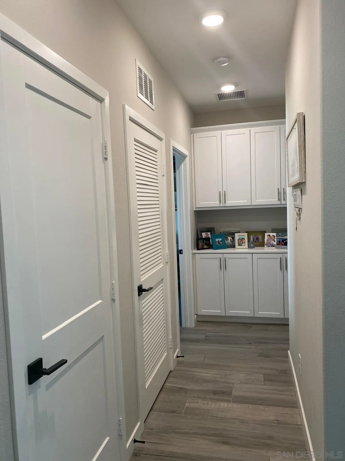 Photo #8: 260012742 Listing: Photo #8