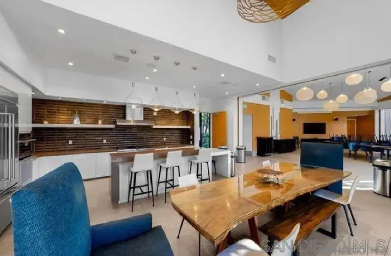 https://cdn.realtyfeed.com/cdn/127/260012742/d3018ccd2fa8a3b2c3367d4ebb695a79.webp