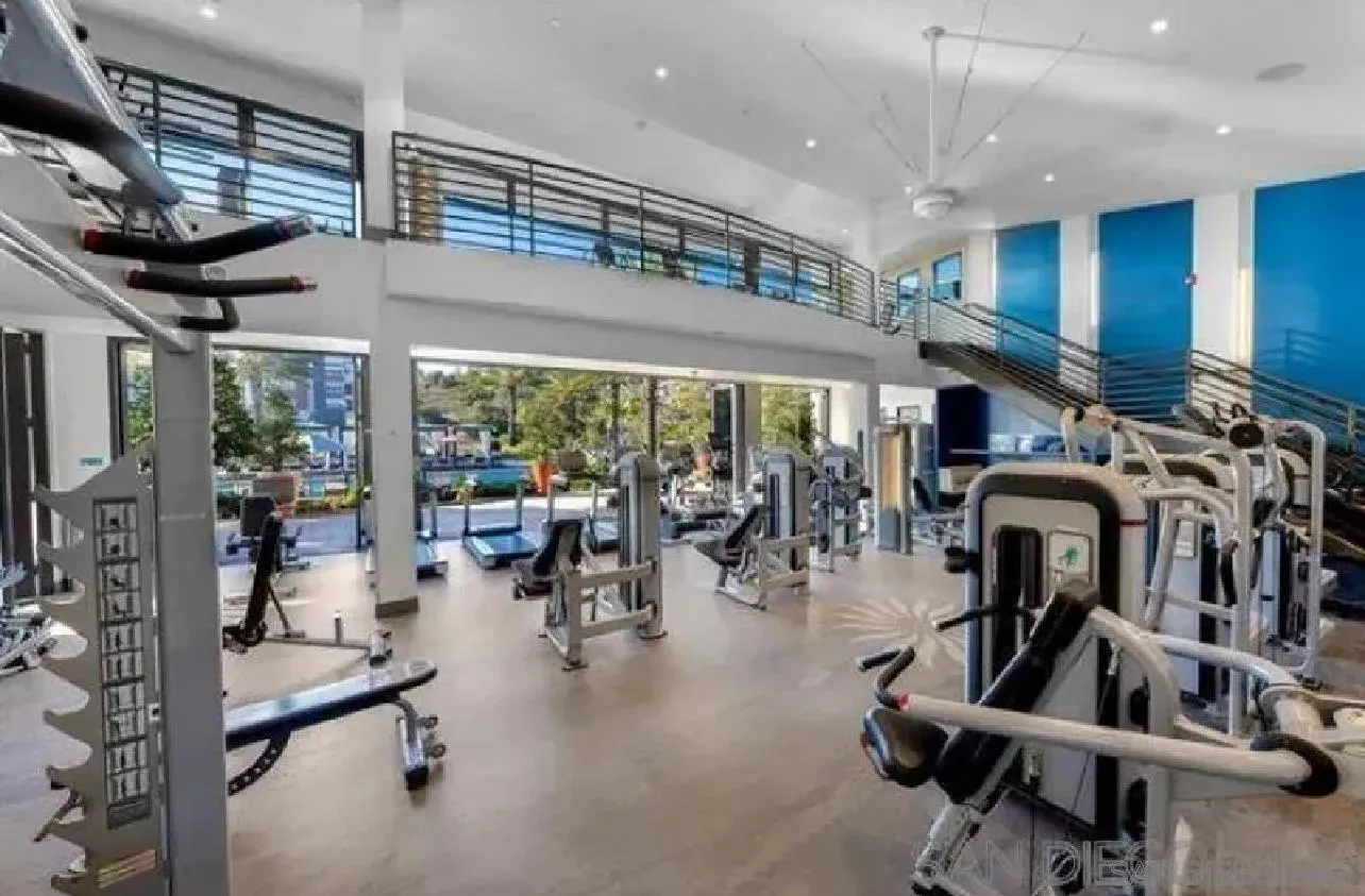 https://cdn.realtyfeed.com/cdn/127/260012742/e55610cedf56f70d097e4336524b90af.webp