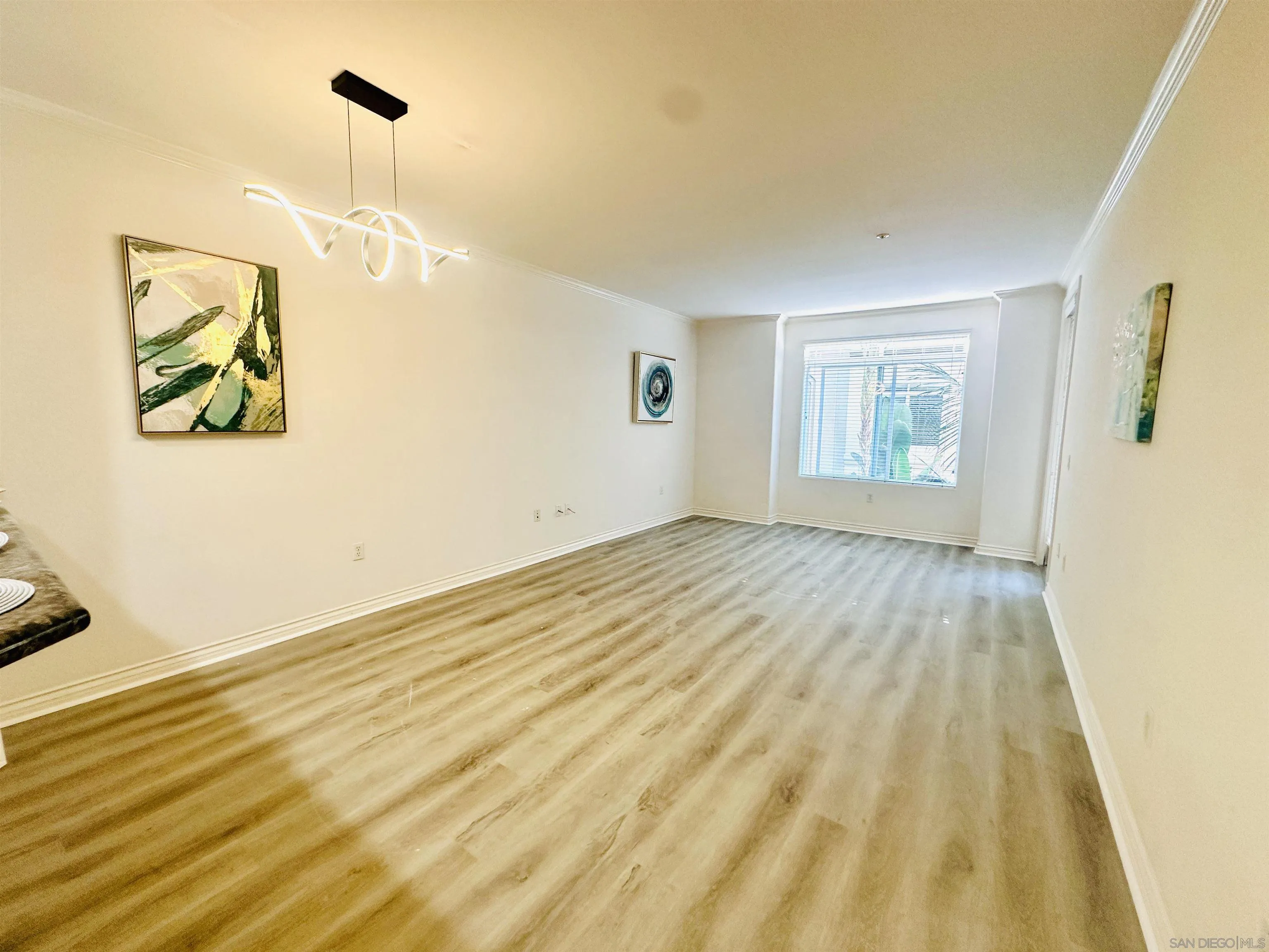 Photo #3: 260012743 Listing: Photo #3