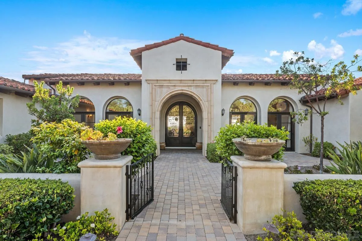https://cdn.realtyfeed.com/cdn/127/260012744/52a932fa39345451d7de4a4f28860bee.webp