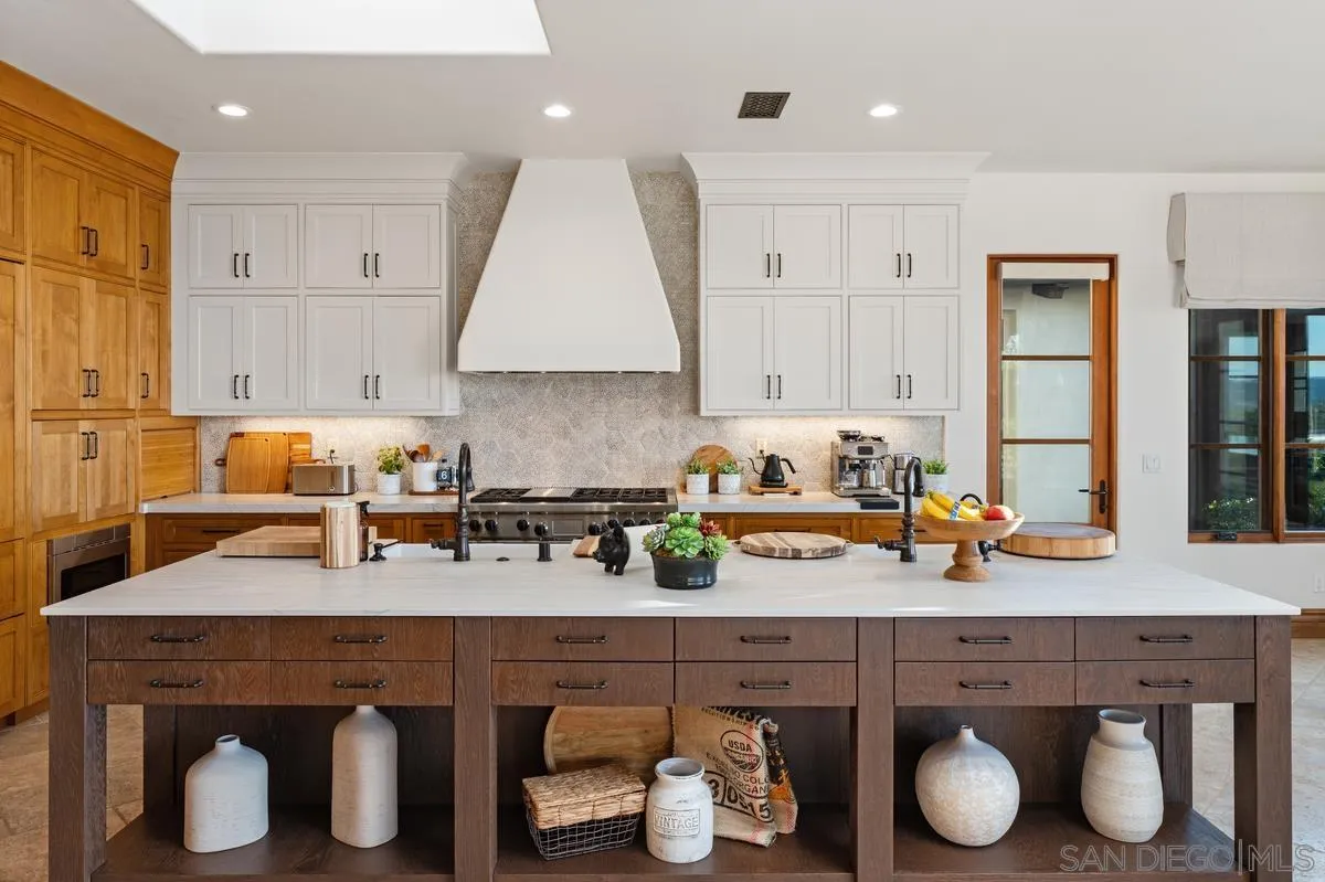 https://cdn.realtyfeed.com/cdn/127/260012744/86fa139fde75c1e117ddb3e16727fe43.webp