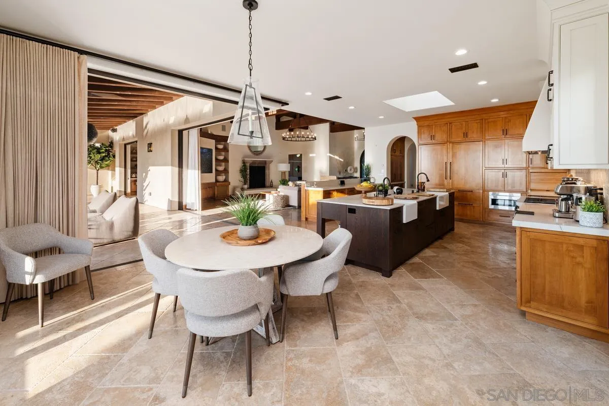 https://cdn.realtyfeed.com/cdn/127/260012744/acabb4e6476a261cce9b4469083094a3.webp