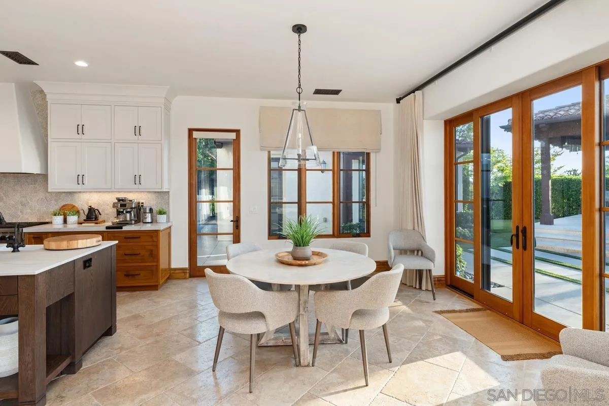 https://cdn.realtyfeed.com/cdn/127/260012744/c37e41d4c5336a82257eeaad5d3c04a9.webp