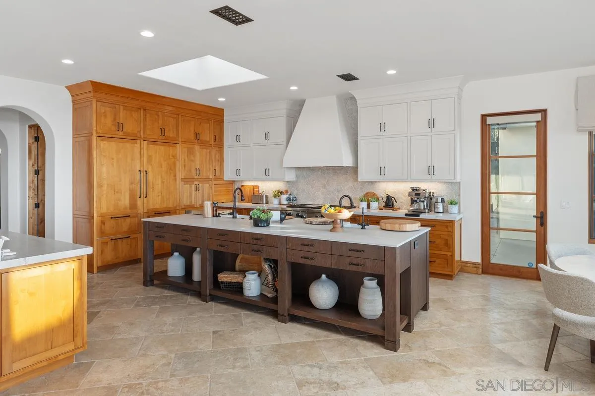 https://cdn.realtyfeed.com/cdn/127/260012744/fd75107d25aa7ed1de36a44556aee0ff.webp