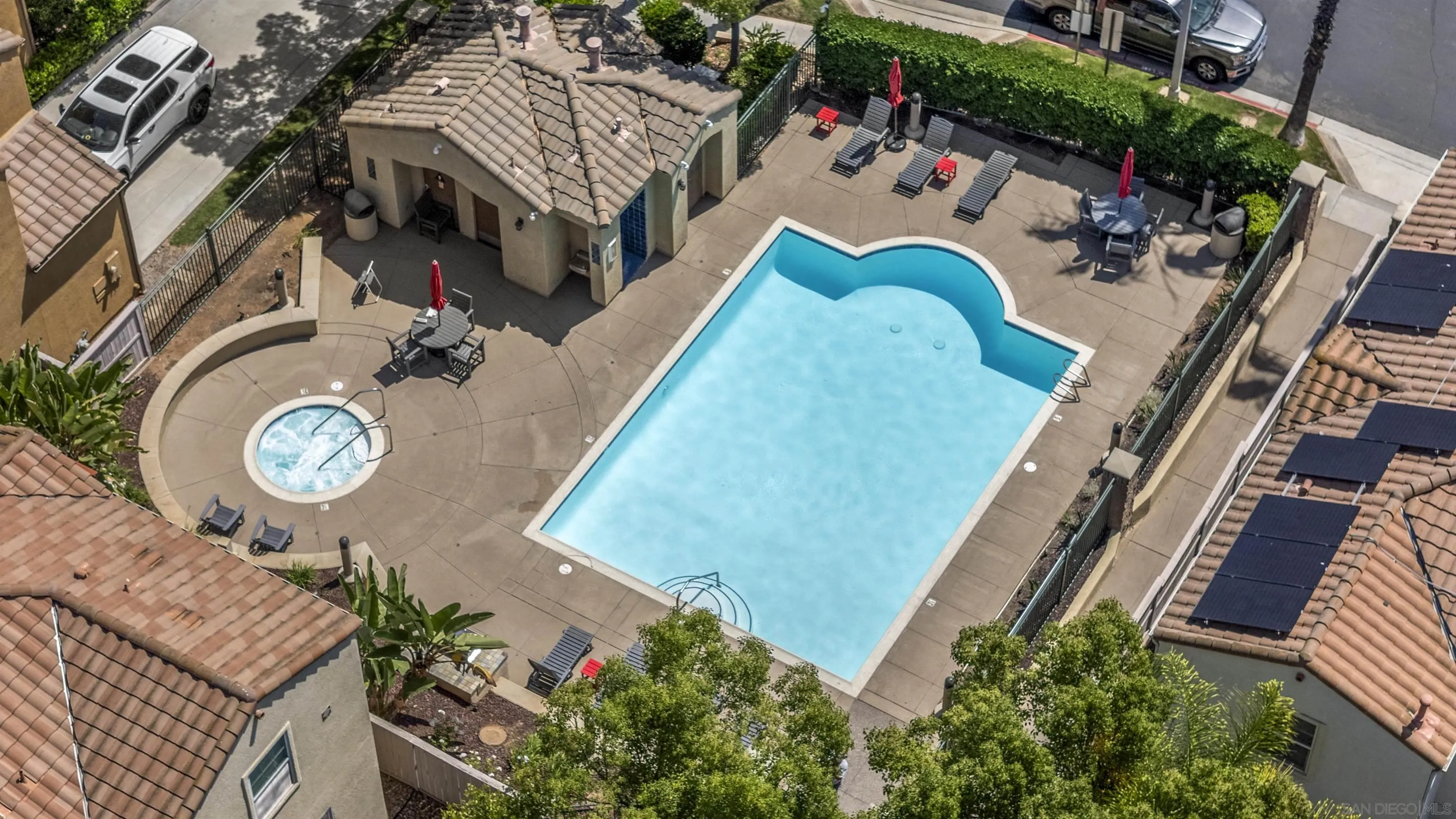 https://cdn.realtyfeed.com/cdn/127/260012746/5961b455dc1212480d1fbbb766bcbd0c.webp