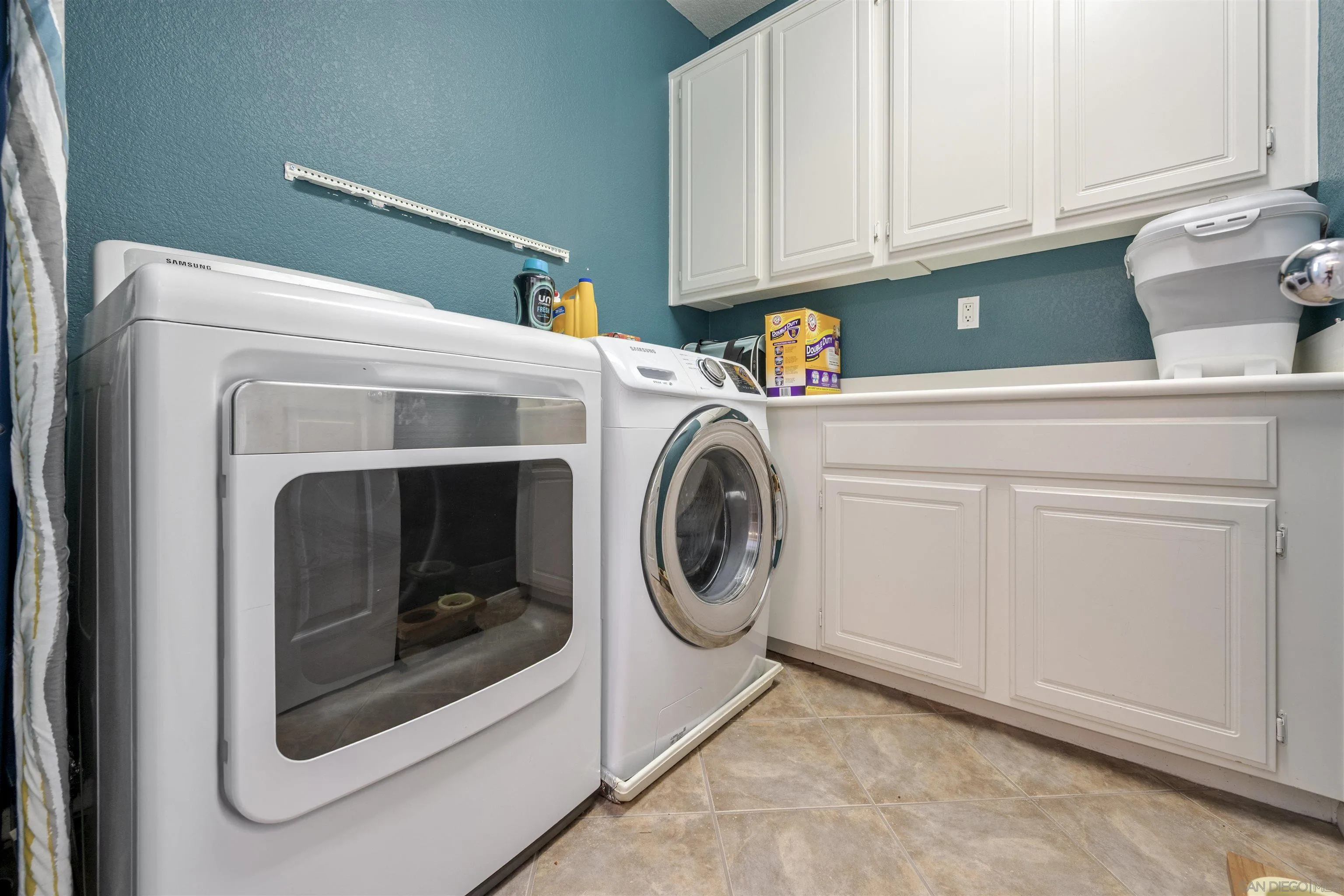 https://cdn.realtyfeed.com/cdn/127/260012746/5fc726f2ebbe52e94d9f550cad04ef37.webp