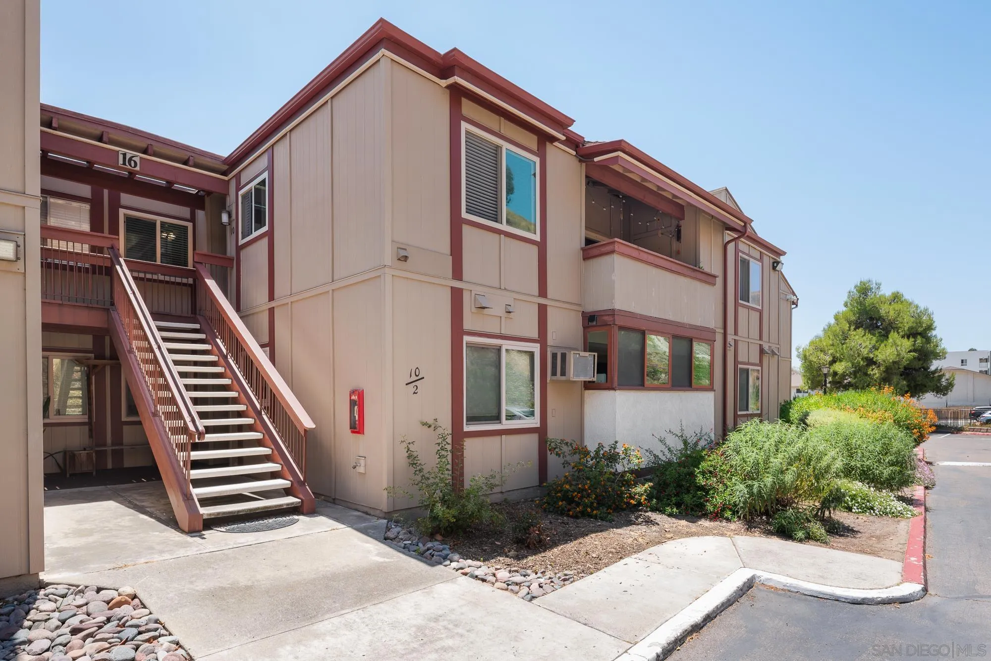 https://cdn.realtyfeed.com/cdn/127/260012748/0f3c866f1f63e6ed3661af16ee112941.webp