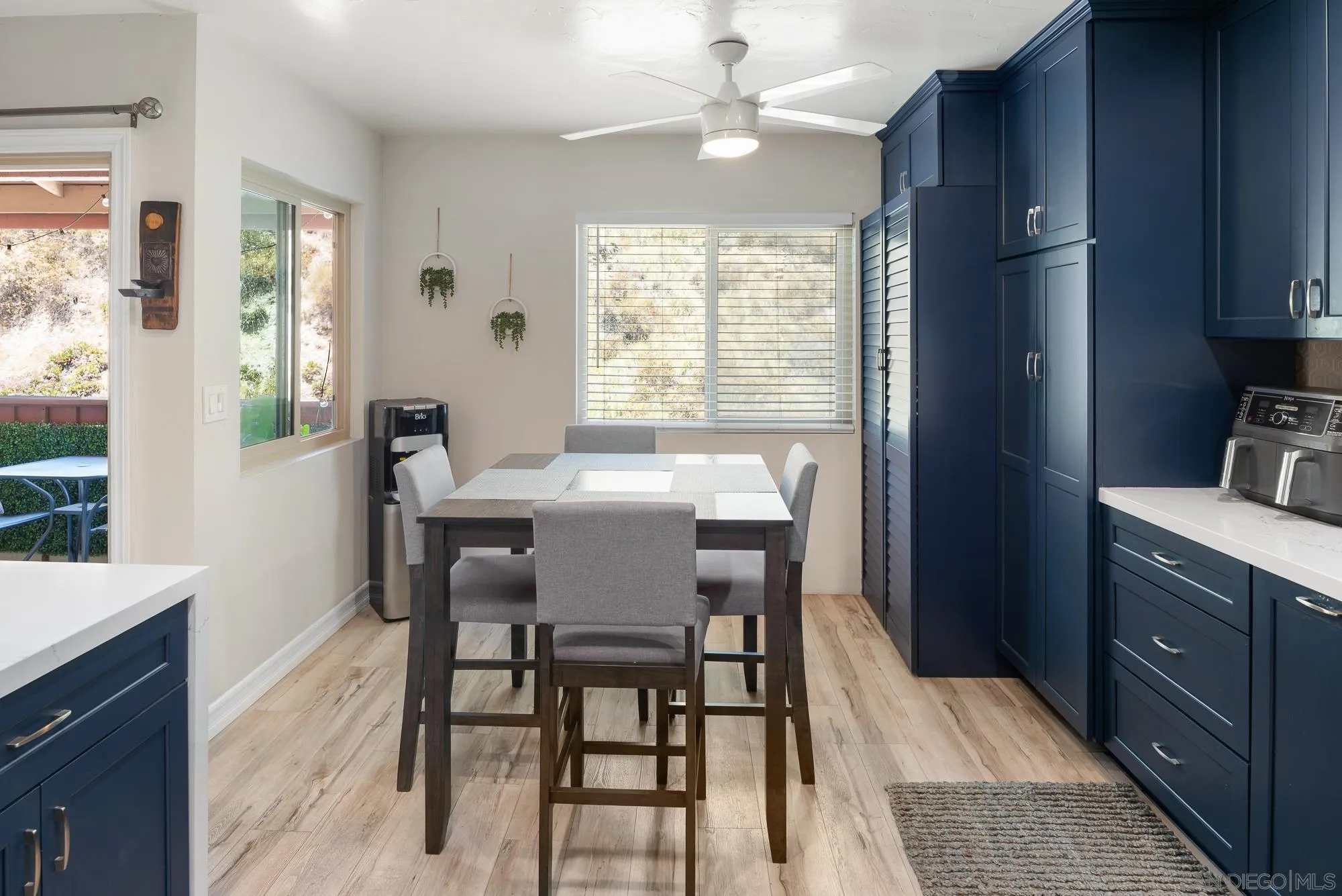 https://cdn.realtyfeed.com/cdn/127/260012748/1525cf0046fa633db161d38fc48cb391.webp