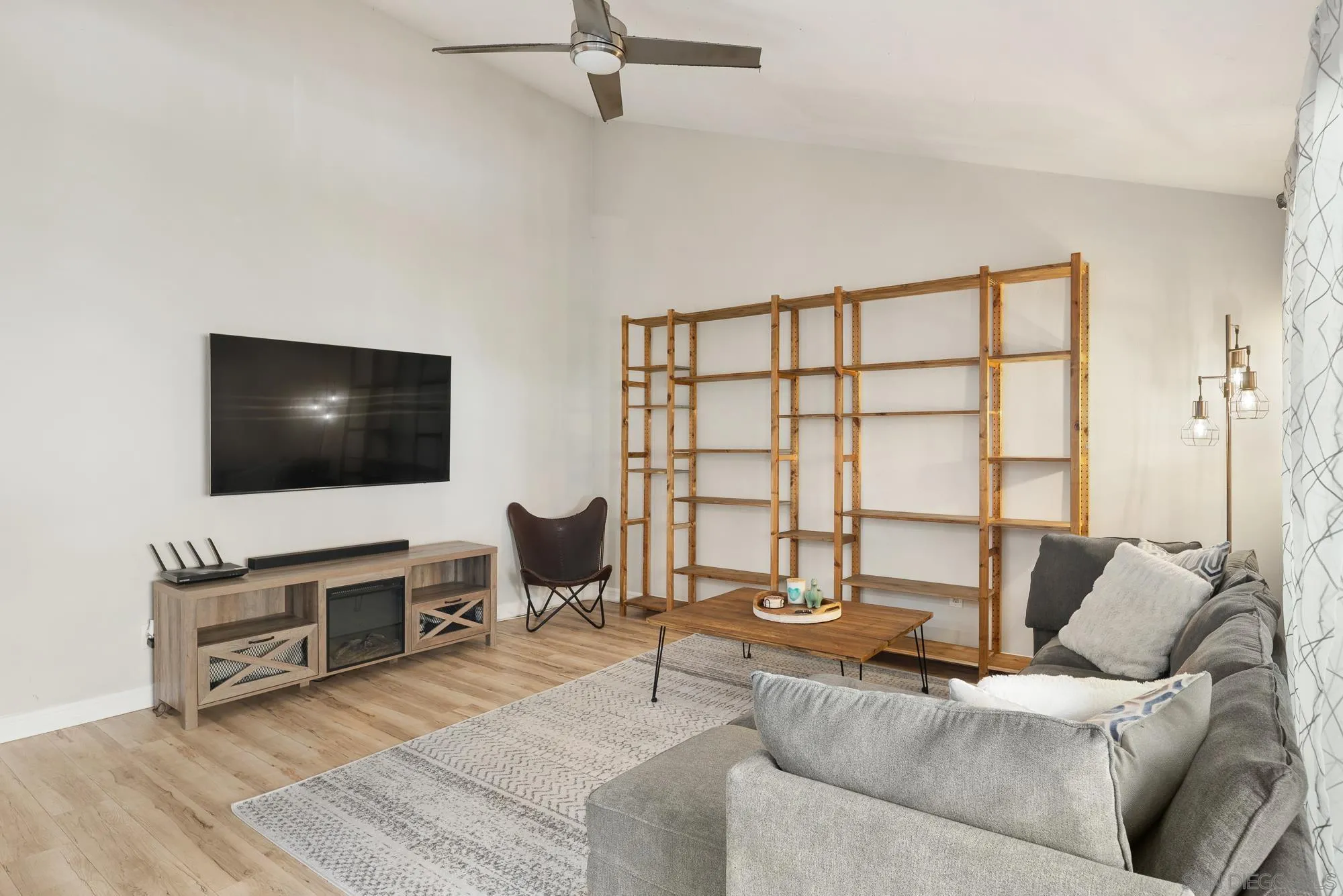 https://cdn.realtyfeed.com/cdn/127/260012748/8cac2ab017ea612386d2393a17e92bef.webp