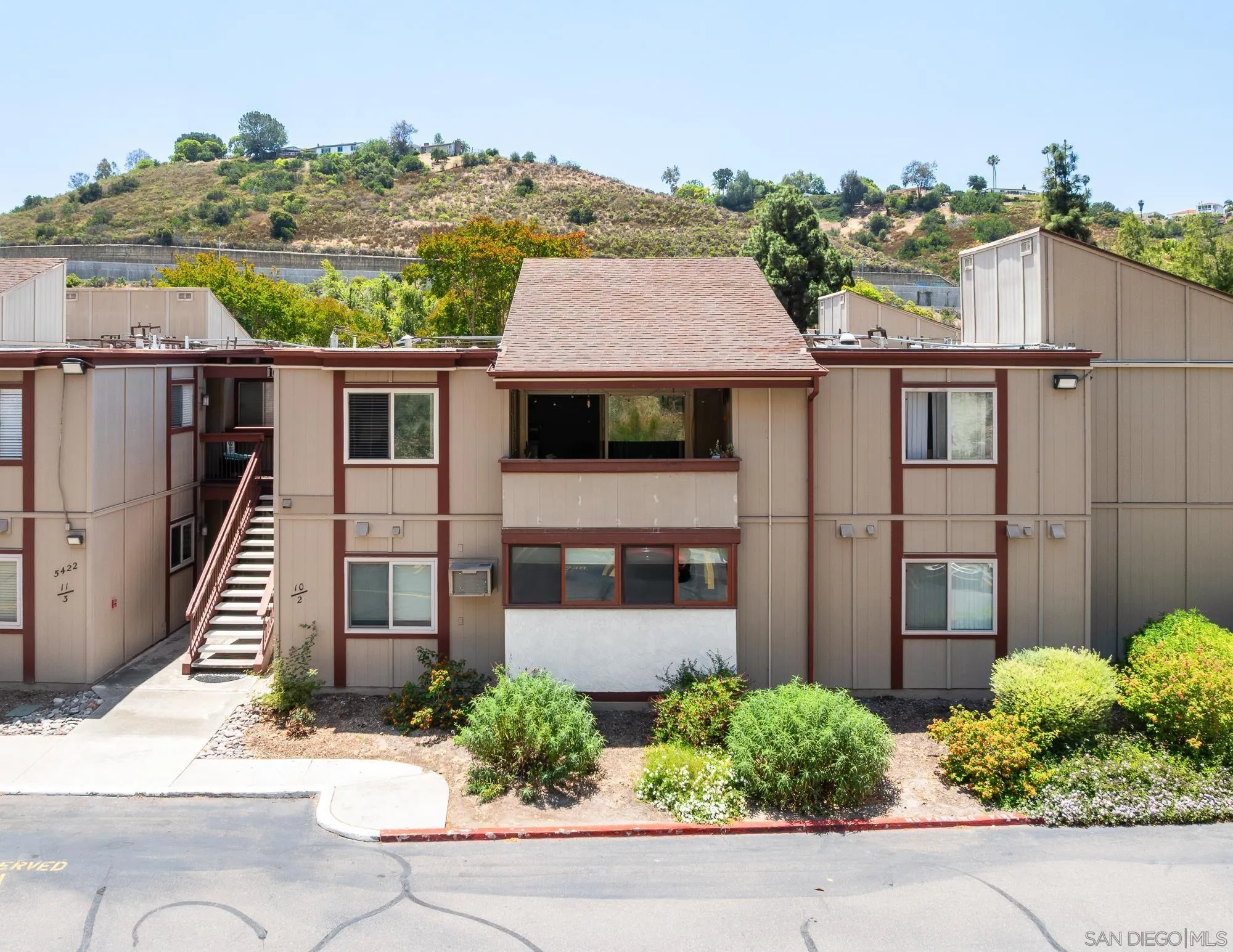 https://cdn.realtyfeed.com/cdn/127/260012748/9f6edcec8dc4d15964d2c9e909252ef3.webp
