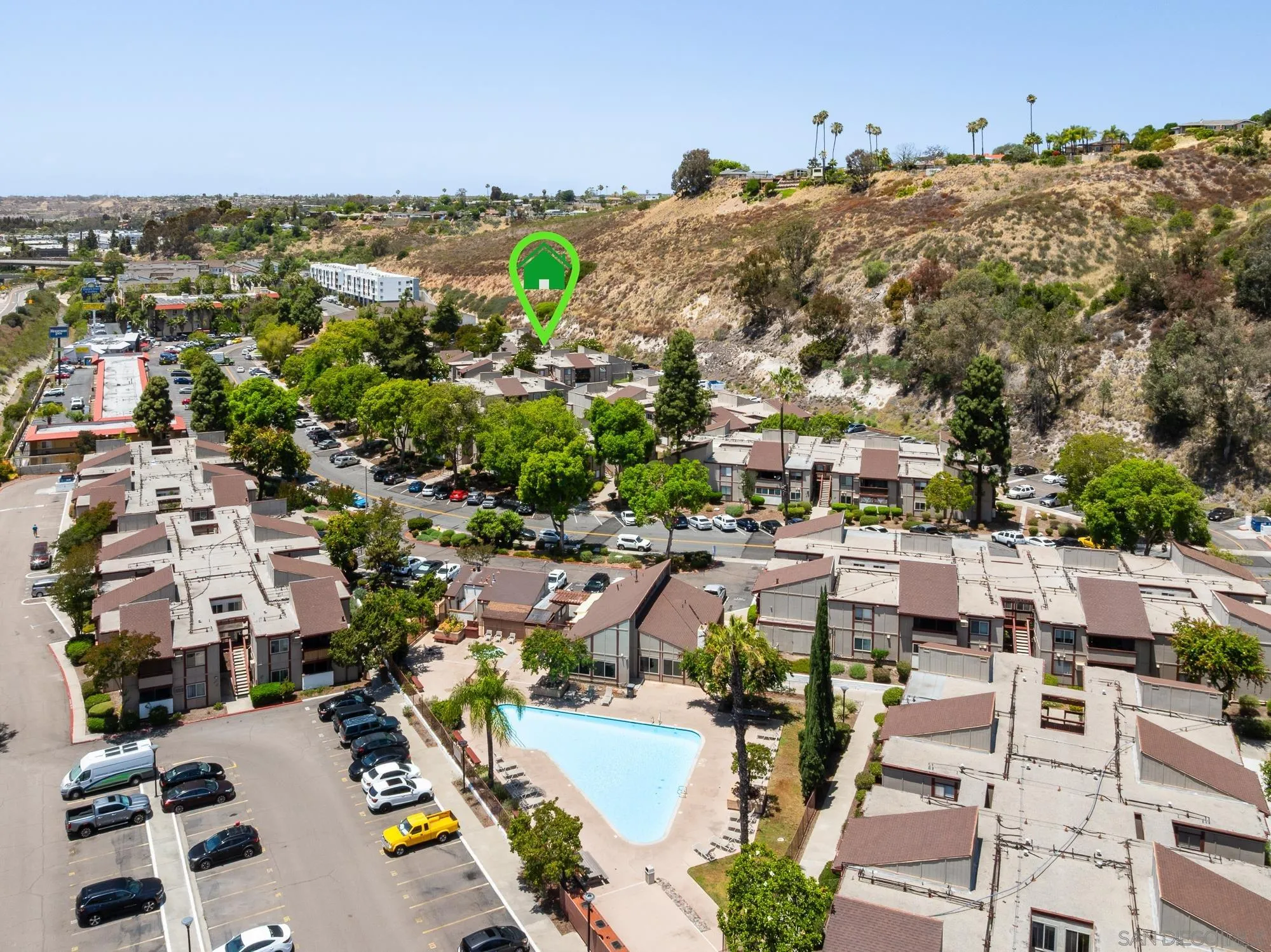 https://cdn.realtyfeed.com/cdn/127/260012748/aabc6fa574bb5526ae0dd5f155aa51a6.webp