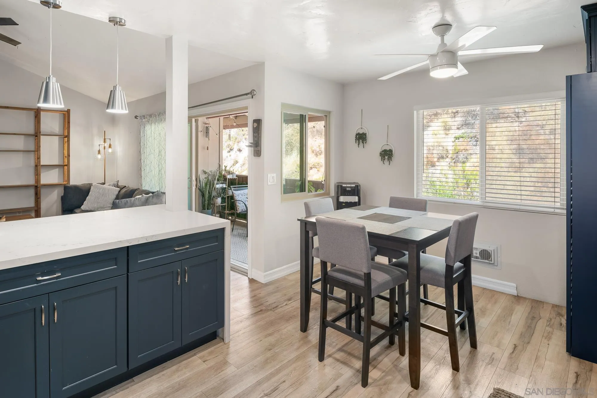 https://cdn.realtyfeed.com/cdn/127/260012748/e0a7c37733499981e71b32c6a216a188.webp