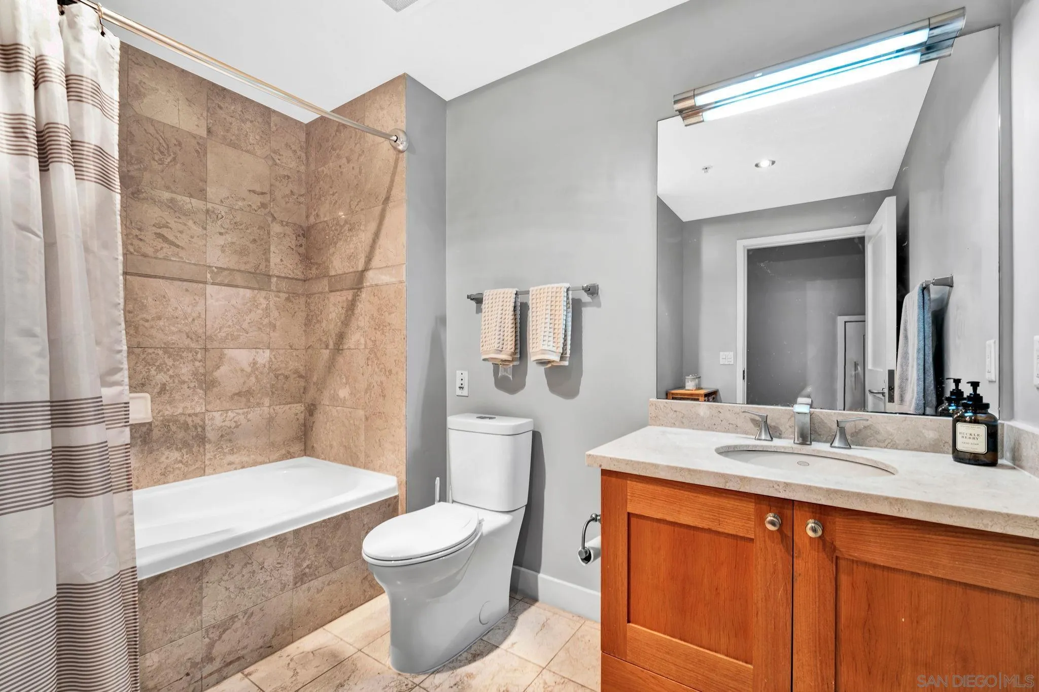 Photo #16: 260012753 Listing: Photo #16