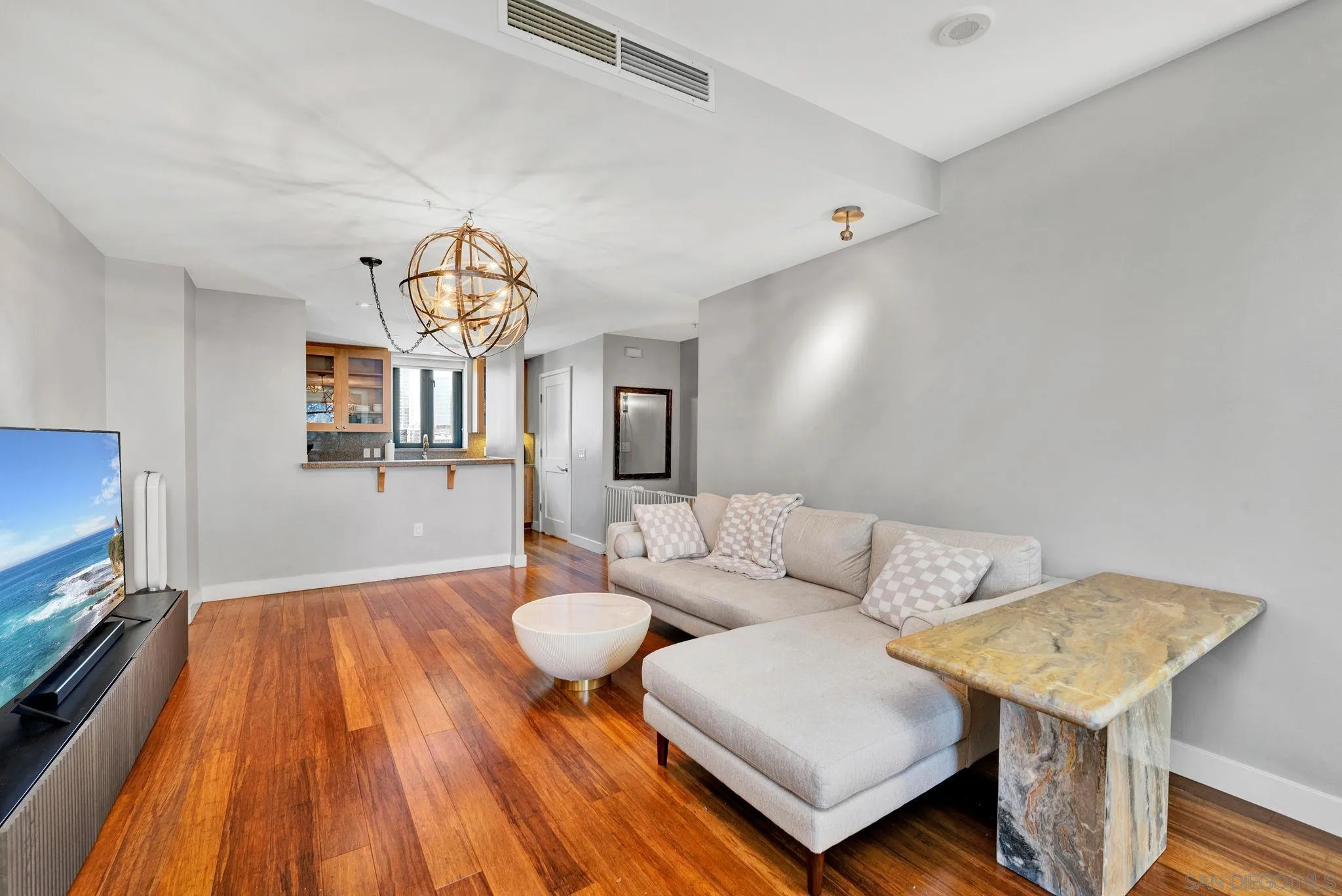 Photo #6: 260012753 Listing: Photo #6