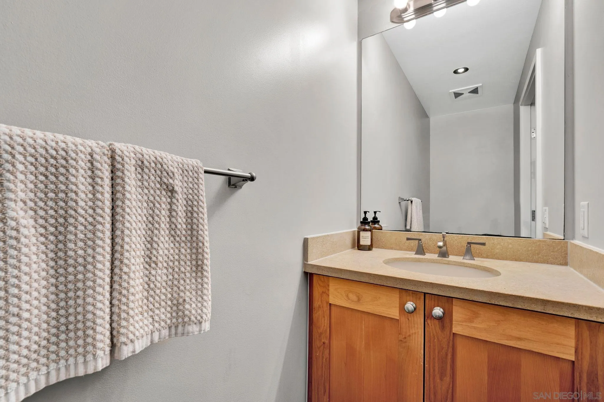 Photo #19: 260012753 Listing: Photo #19